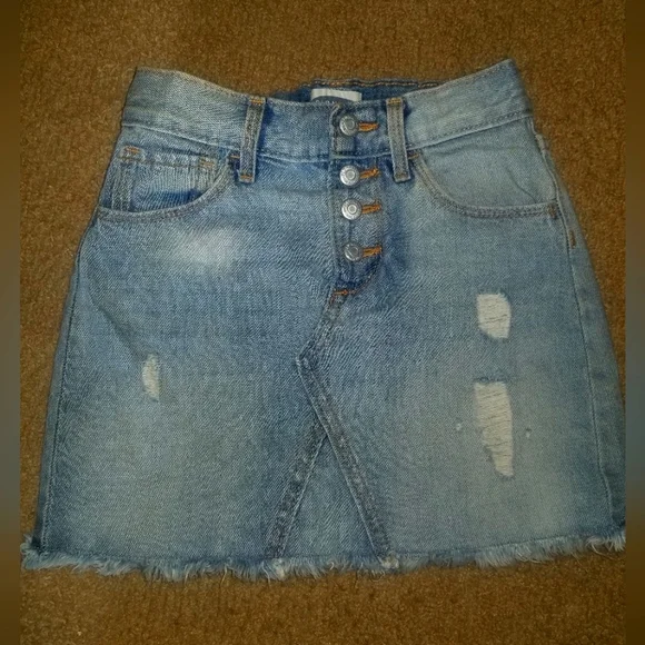 Jean skirt - Picture 1 of 4